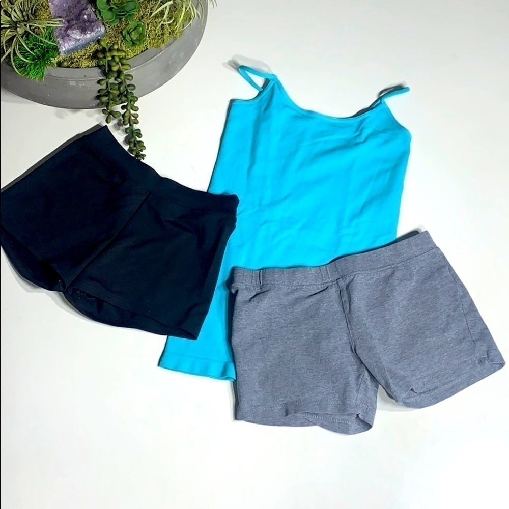 Girls active wear bundle shorts and tank Sz 8 yrs